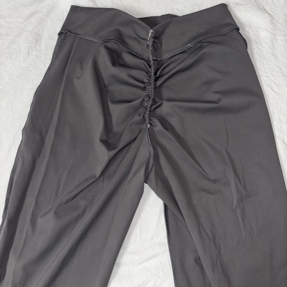 Lululemon Athletica Gray Flare Leggings Size Small - Picture 5 of 5